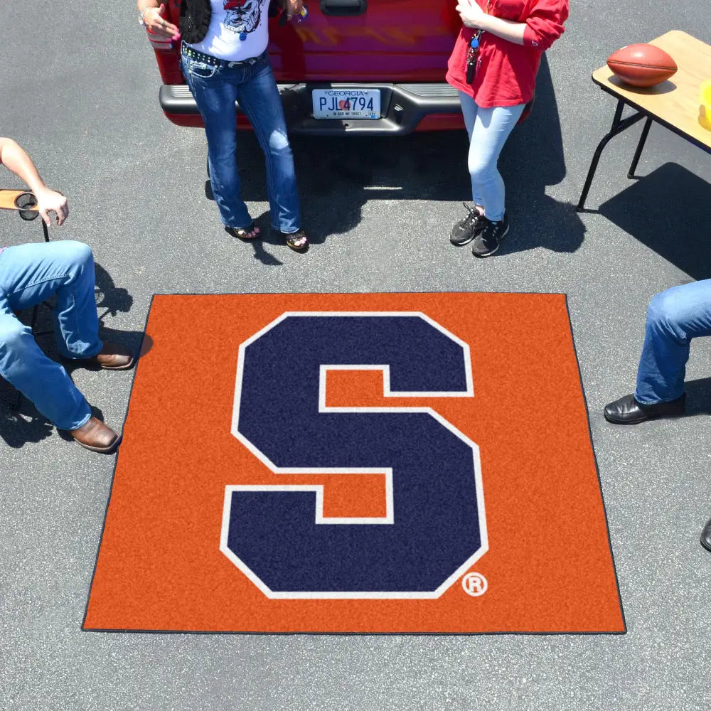 Syracuse University ’Orange’ Tailgater Mat - 59.5’’ x 94.5’’ - College Tailgater Mat