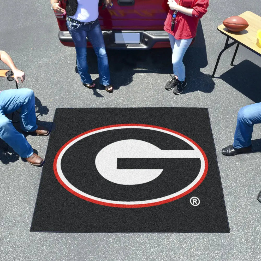 University of Georgia Black Tailgater Mat - 59.5’’ x 94.5’’ - College Tailgater Mat