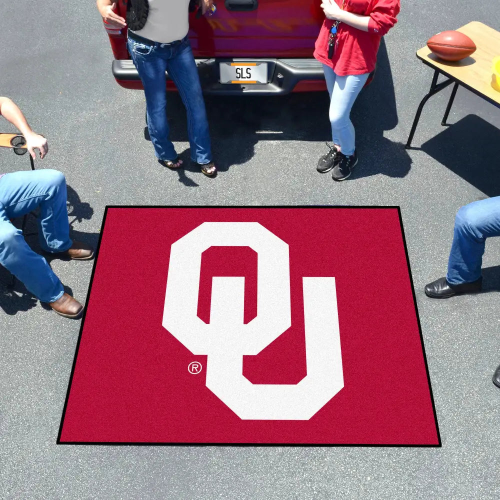 University of Oklahoma Tailgater Mat - 59.5’’ x 94.5’’ - College Tailgater Mat