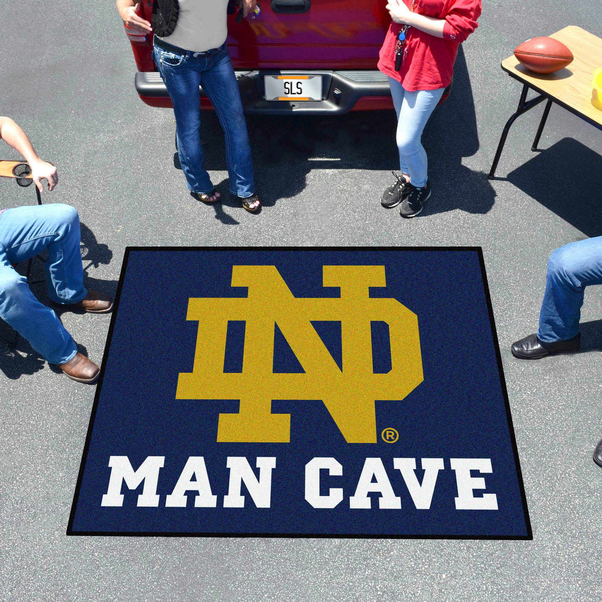 Notre Dame Man Cave Tailgater Mat